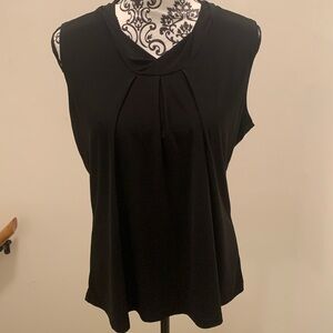 Susan Lawrence black top